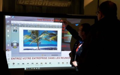 1er écran interactif pliable au vinci à Tours